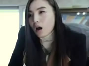 南韓R級成人 頭伸裙子裡